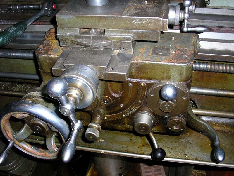 Фото токарно-гвинторізного верстата ТС-135